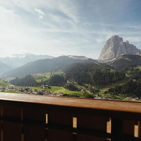 Oberaldoss Residence Wellness Santa Cristina Val Gardena ภายนอก รูปภาพ