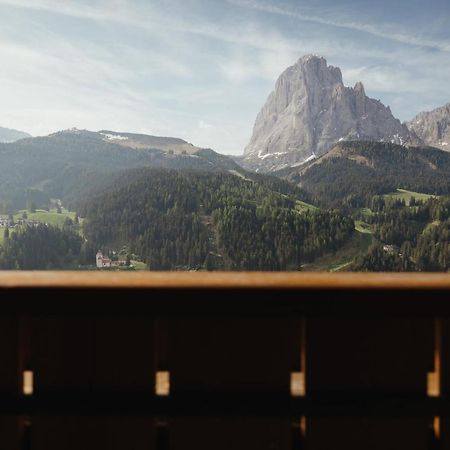 Oberaldoss Residence Wellness Santa Cristina Val Gardena ภายนอก รูปภาพ