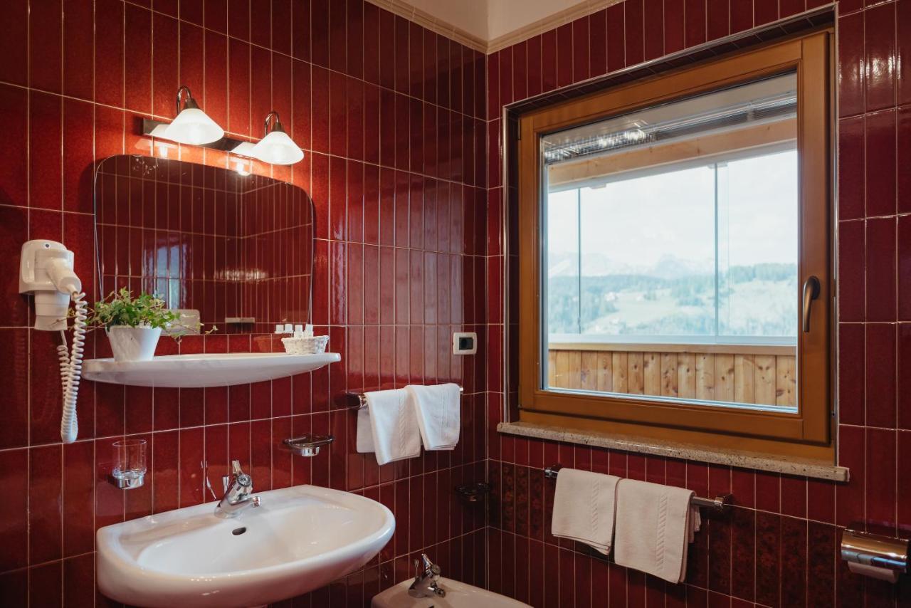 Oberaldoss Residence Wellness Santa Cristina Val Gardena ภายนอก รูปภาพ