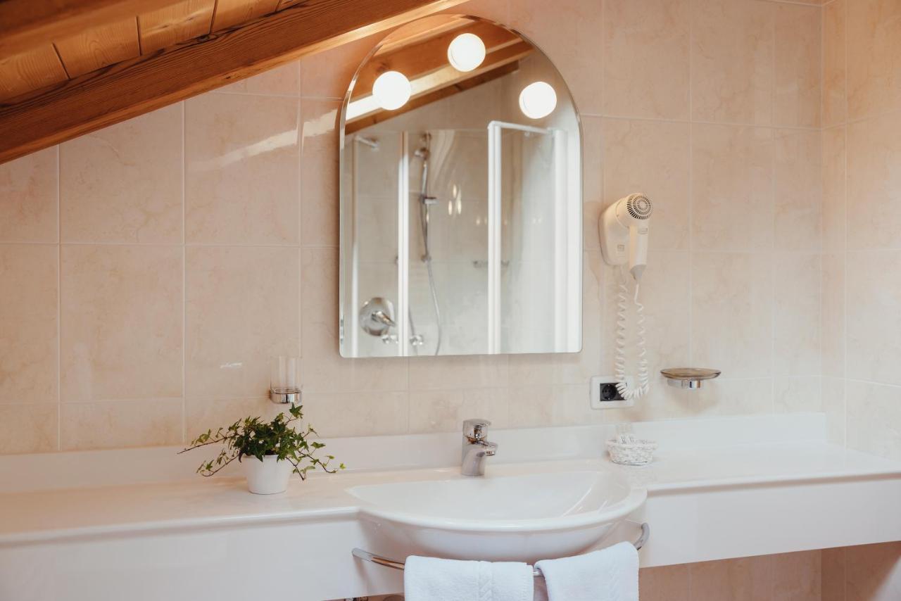 Oberaldoss Residence Wellness Santa Cristina Val Gardena ภายนอก รูปภาพ