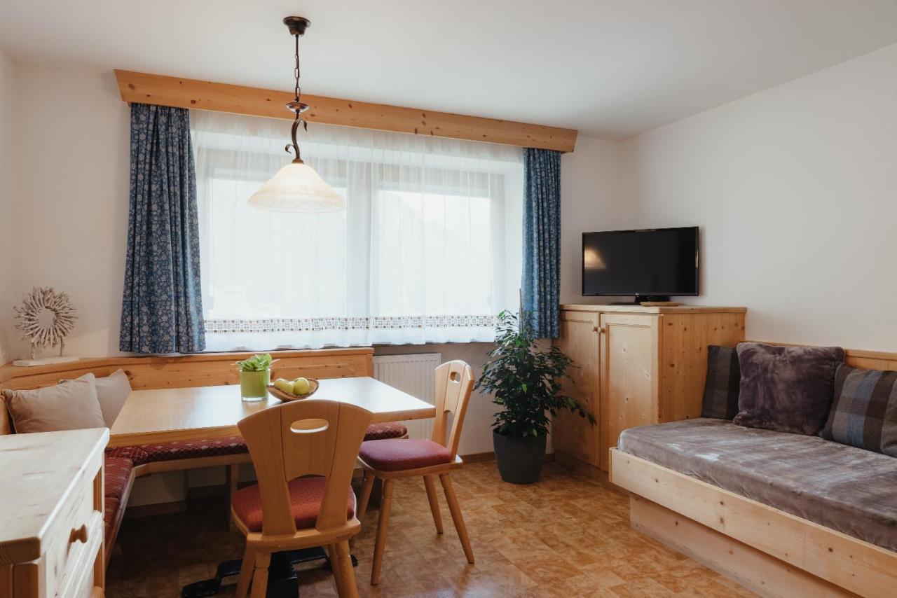 Oberaldoss Residence Wellness Santa Cristina Val Gardena ภายนอก รูปภาพ